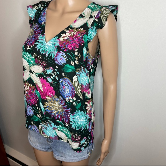 Vintage J. Crew Black Floral Print V-Neck Flutter Sleeve Tank Top Blouse - Picture 2 of 9